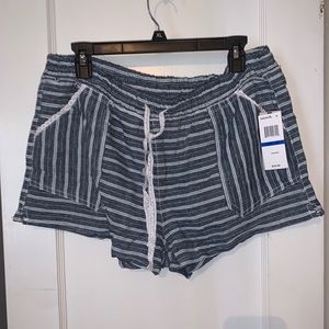 Linen type women shorts